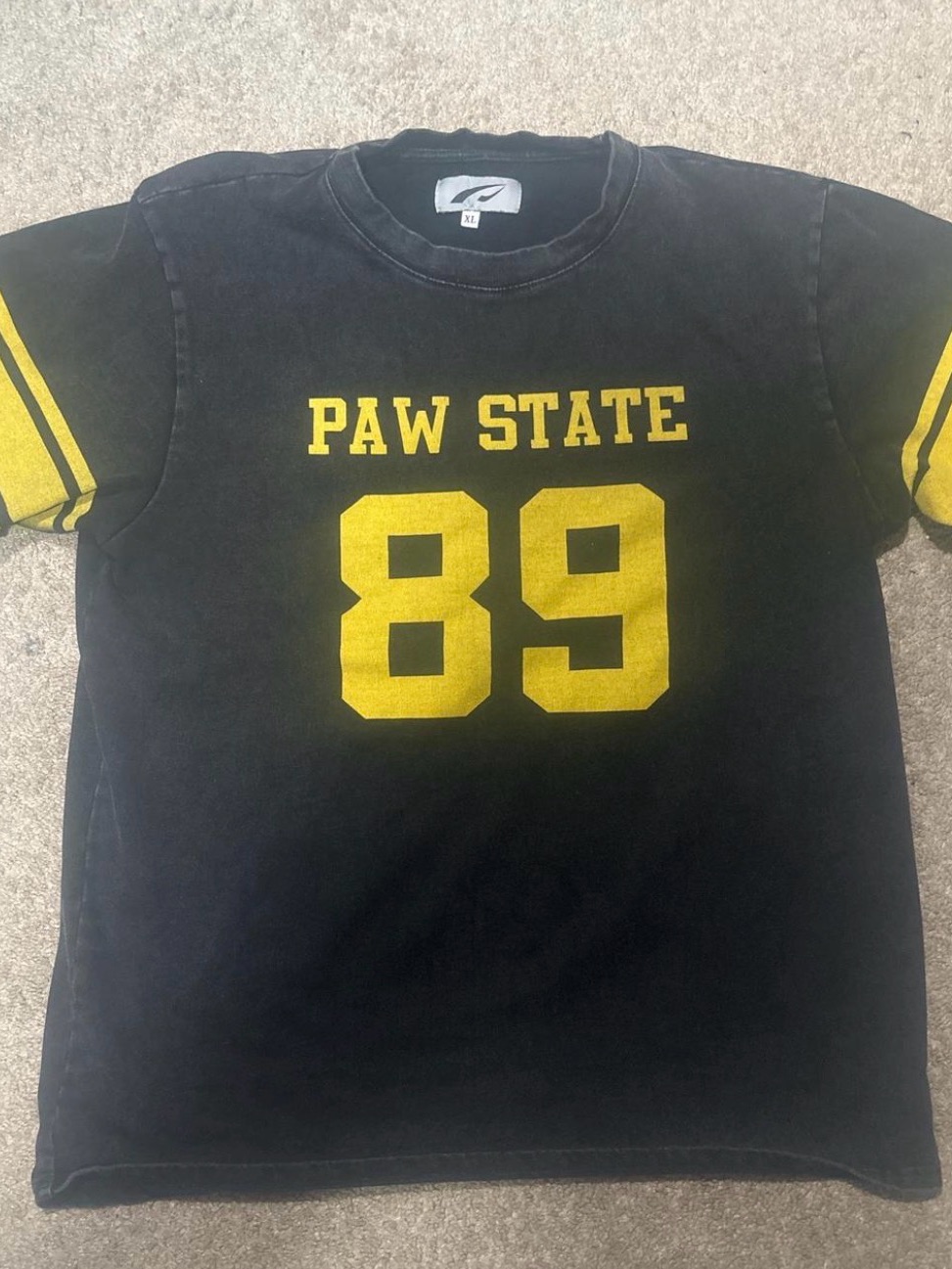 Peaceandwar Brand Paw State 89 Black  Yellow Vintage Graphic Tee